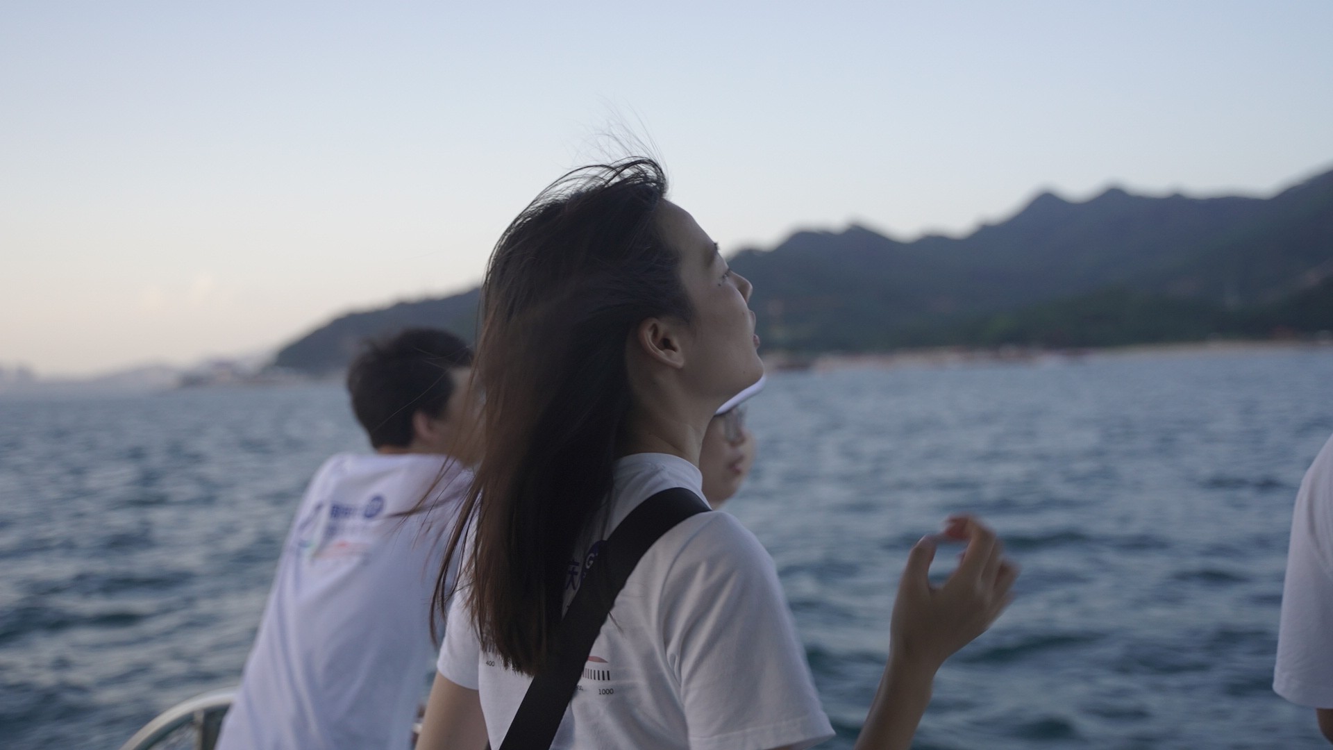 激埃特厂庆