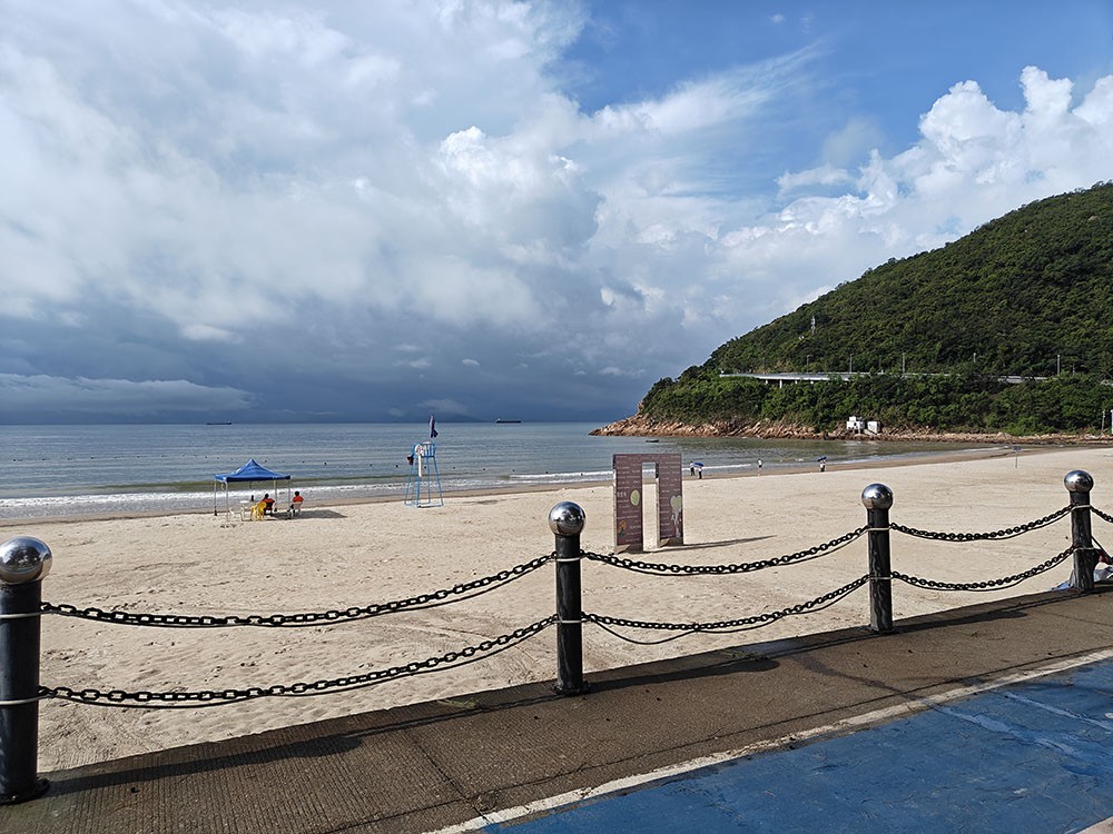 “溪涌之行，6月风雨挡不住激埃特的热情”/